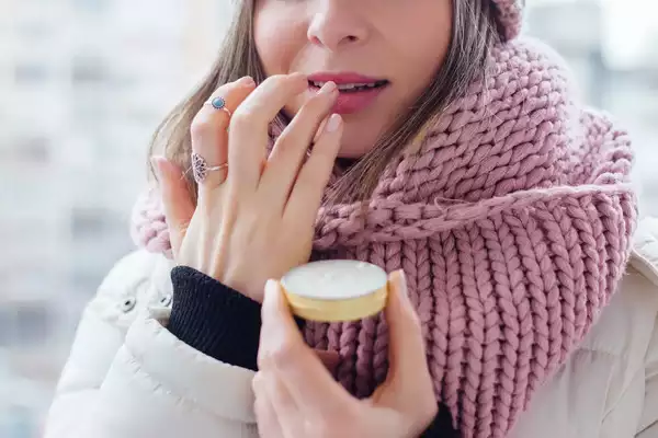 Gentle Cleansing Habits for Skin Care in Cold Weather